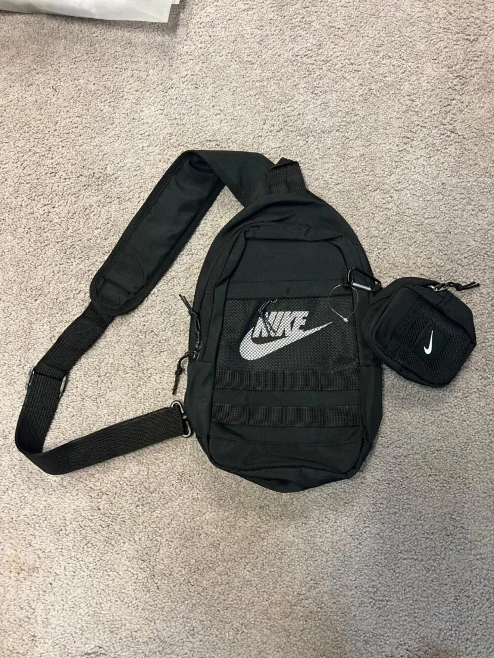 Nike Black Belt Bag with White Logo - Picture 3 of 3